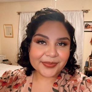 Meet your Posher, Brenda